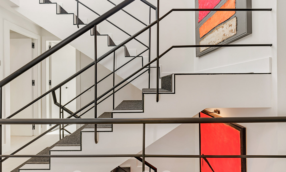 Villa de luxe contemporaine rénovée à vendre au cœur de la vallée du golf de Nueva Andalucia, Marbella 61982