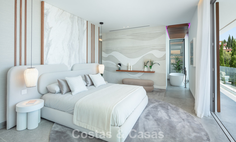 Superbe villa de luxe architecturale à vendre avec vue sur la mer dans un quartier résidentiel protégé sur les collines de La Quinta à Marbella - Benahavis 54129