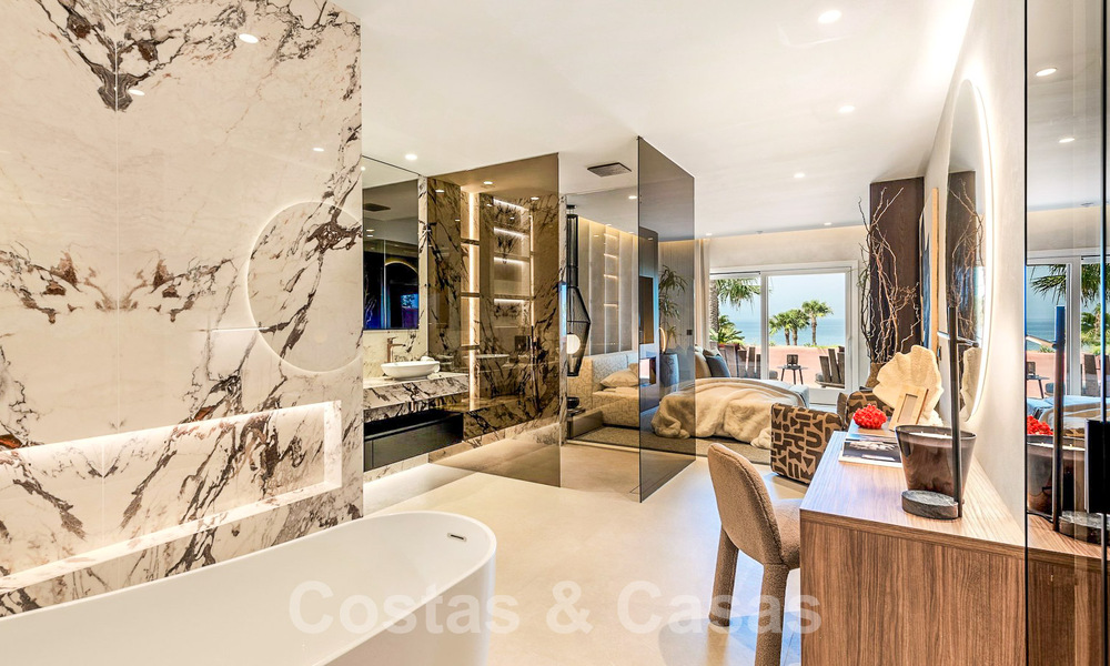 Penthouse de luxe unique à vendre, en première ligne de plage sur le Nouveau Golden Mile entre Marbella et le centre d'Estepona 54213