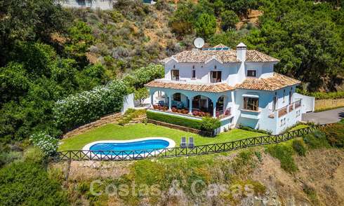 Villa de luxe indépendante de style espagnol classique à vendre avec une vue sublime sur la mer à Marbella - Benahavis 55134