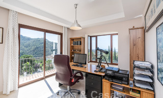 Villa de luxe indépendante de style espagnol classique à vendre avec une vue sublime sur la mer à Marbella - Benahavis 55136 