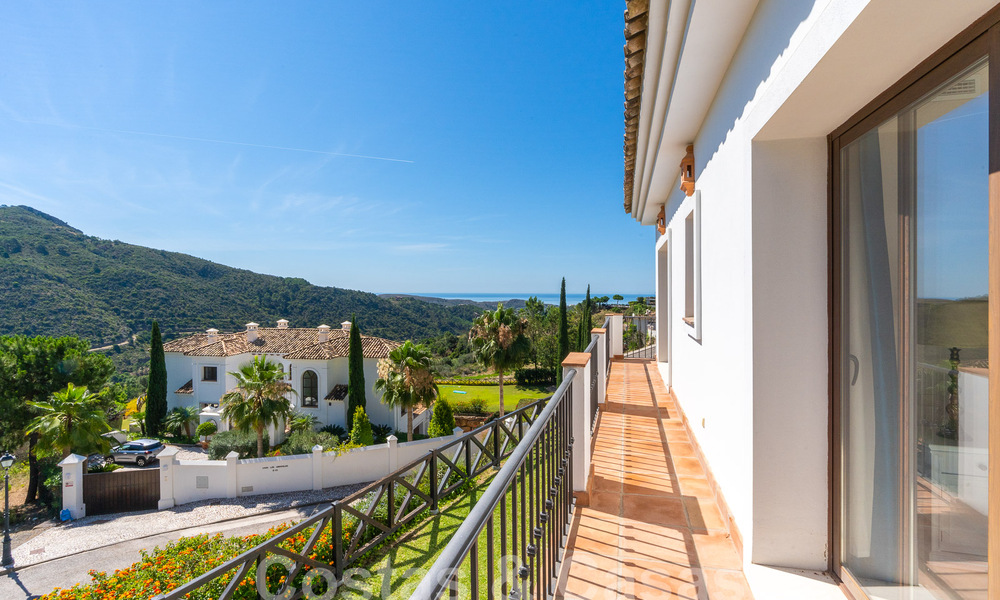 Villa de luxe indépendante de style espagnol classique à vendre avec une vue sublime sur la mer à Marbella - Benahavis 55138