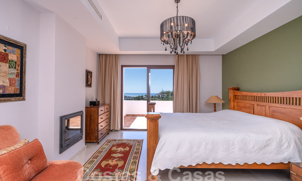 Villa de luxe indépendante de style espagnol classique à vendre avec une vue sublime sur la mer à Marbella - Benahavis 55146