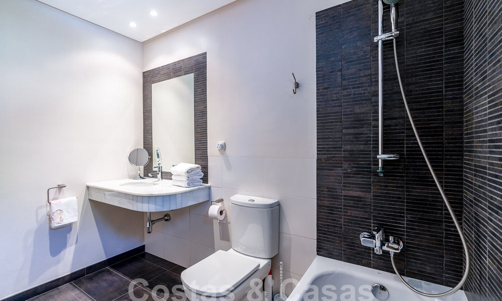 Villa de luxe indépendante de style espagnol classique à vendre avec une vue sublime sur la mer à Marbella - Benahavis 55152