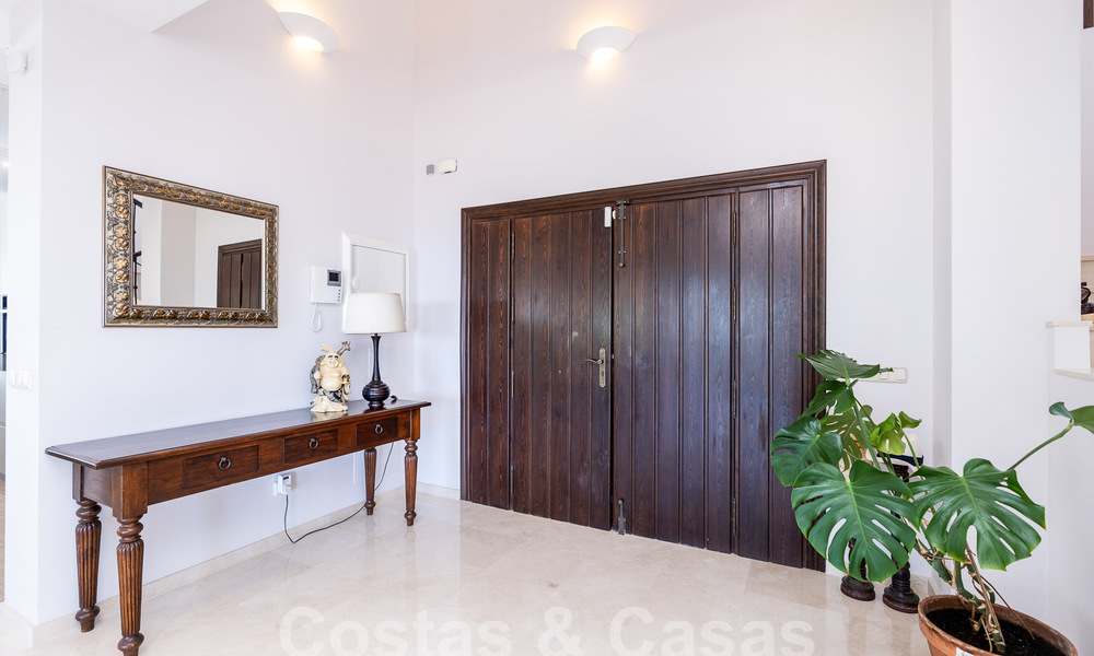 Villa de luxe indépendante de style espagnol classique à vendre avec une vue sublime sur la mer à Marbella - Benahavis 55165