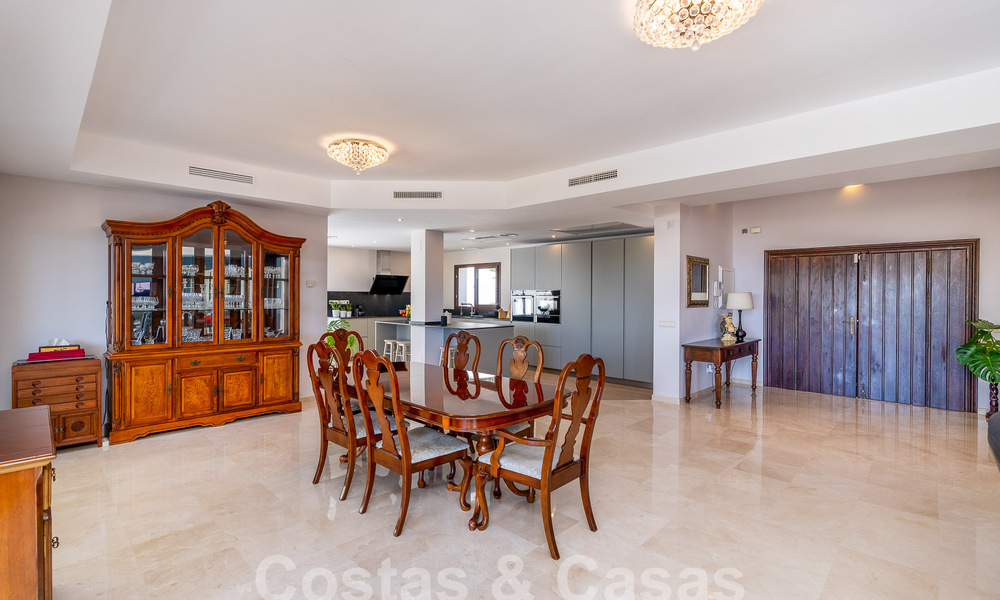 Villa de luxe indépendante de style espagnol classique à vendre avec une vue sublime sur la mer à Marbella - Benahavis 55166