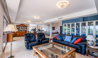 Villa de luxe indépendante de style espagnol classique à vendre avec une vue sublime sur la mer à Marbella - Benahavis 55168 