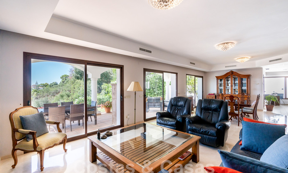 Villa de luxe indépendante de style espagnol classique à vendre avec une vue sublime sur la mer à Marbella - Benahavis 55169