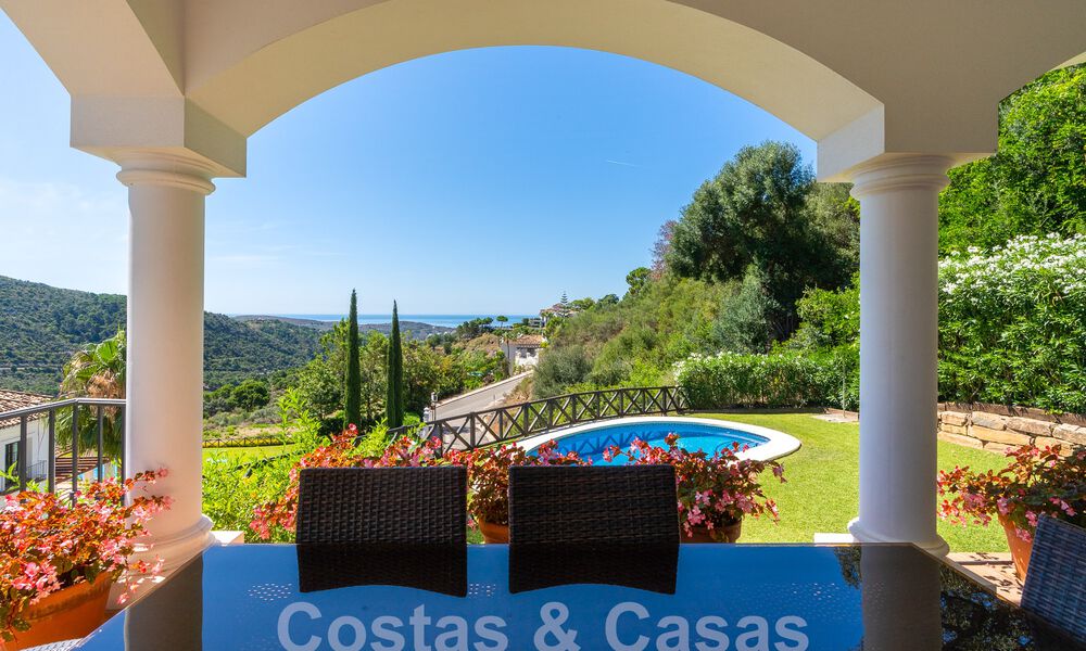 Villa de luxe indépendante de style espagnol classique à vendre avec une vue sublime sur la mer à Marbella - Benahavis 55175