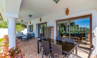 Villa de luxe indépendante de style espagnol classique à vendre avec une vue sublime sur la mer à Marbella - Benahavis 55177 