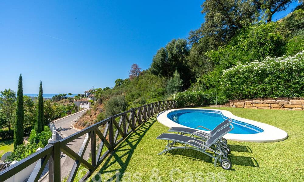 Villa de luxe indépendante de style espagnol classique à vendre avec une vue sublime sur la mer à Marbella - Benahavis 55181