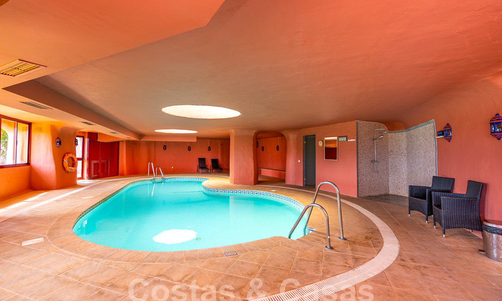 Appartement de luxe avec jardin à vendre dans un complexe balnéaire sur le nouveau Golden Mile entre Marbella et Estepona 55312