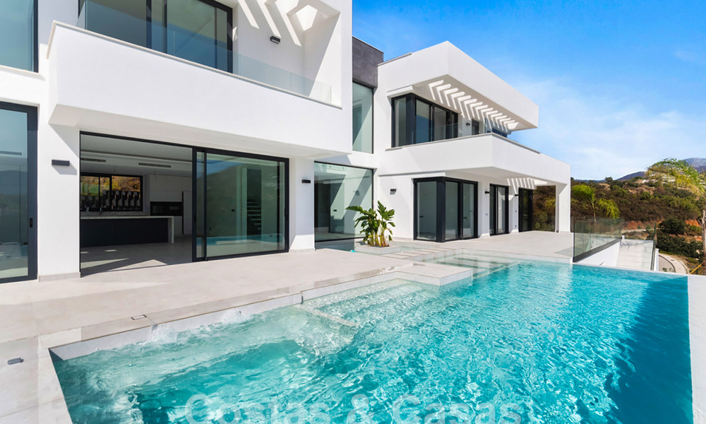 Nouvelle villa de luxe moderne à vendre avec vue panoramique à Marbella - Benahavis 61439
