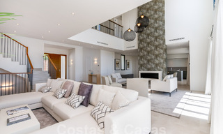 Villa de luxe indépendante de style andalou à vendre dans un environnement naturel à Marbella - Benahavis 55242 