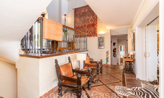 Villa de luxe espagnole à vendre avec vue panoramique dans une communauté fermée entourée par la nature à Marbella - Benahavis 55337 