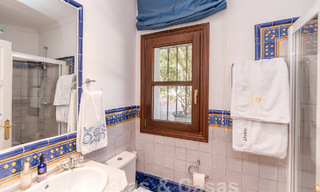 Villa de luxe espagnole à vendre avec vue panoramique dans une communauté fermée entourée par la nature à Marbella - Benahavis 55342 