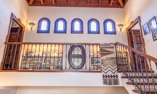 Villa de luxe espagnole à vendre avec vue panoramique dans une communauté fermée entourée par la nature à Marbella - Benahavis 55347 