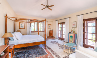 Villa de luxe espagnole à vendre avec vue panoramique dans une communauté fermée entourée par la nature à Marbella - Benahavis 55351 