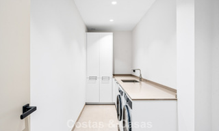 Spacieuse villa contemporaine de luxe située sur le front de golf avec vue sur la montagne La Concha à Nueva Andalucia, Marbella 786392 