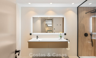 Spacieuse villa contemporaine de luxe située sur le front de golf avec vue sur la montagne La Concha à Nueva Andalucia, Marbella 786397 