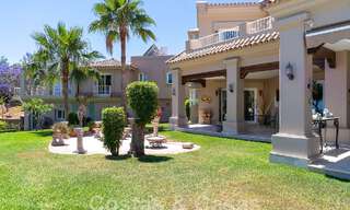 Maison luxueuse de style andalou avec vue sur la mer dans la vallée du golf de Nueva Andalucia, Marbella 55669 