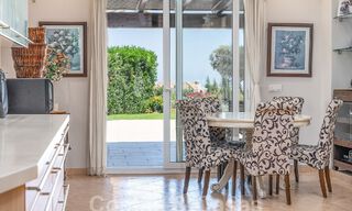 Maison luxueuse de style andalou avec vue sur la mer dans la vallée du golf de Nueva Andalucia, Marbella 55704 