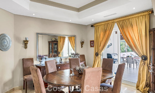 Maison luxueuse de style andalou avec vue sur la mer dans la vallée du golf de Nueva Andalucia, Marbella 779168 