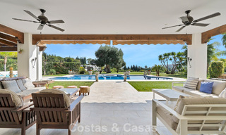 Maison luxueuse de style andalou avec vue sur la mer dans la vallée du golf de Nueva Andalucia, Marbella 779199 