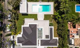 Villa neuve, moderniste et design à vendre avec vue sur le terrain de golf dans un resort de golf, Marbella - Benahavis 55432 