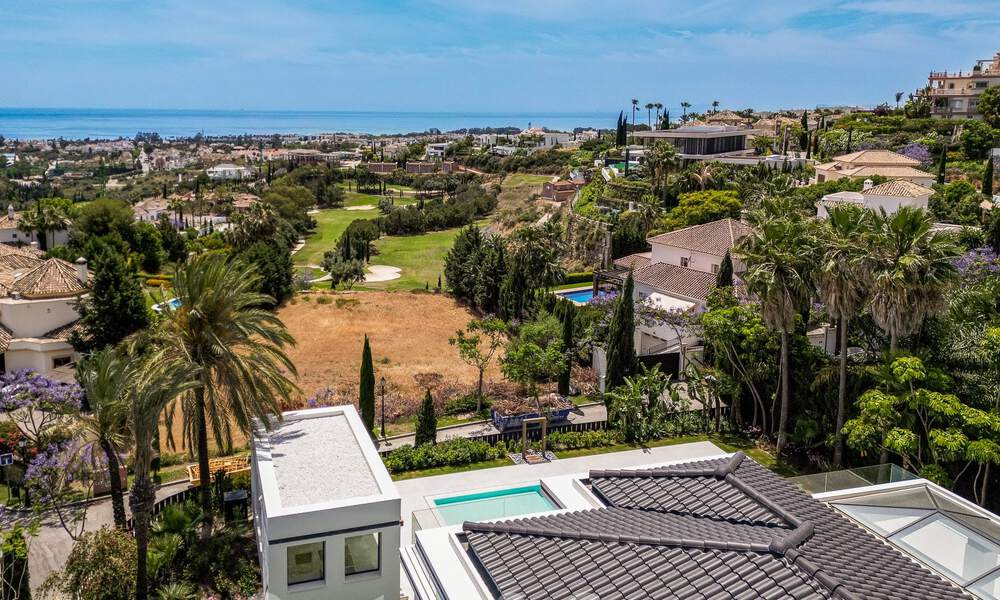 Villa neuve, moderniste et design à vendre avec vue sur le terrain de golf dans un resort de golf, Marbella - Benahavis 55434