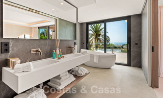 Villa neuve, moderniste et design à vendre avec vue sur le terrain de golf dans un resort de golf, Marbella - Benahavis 55483 