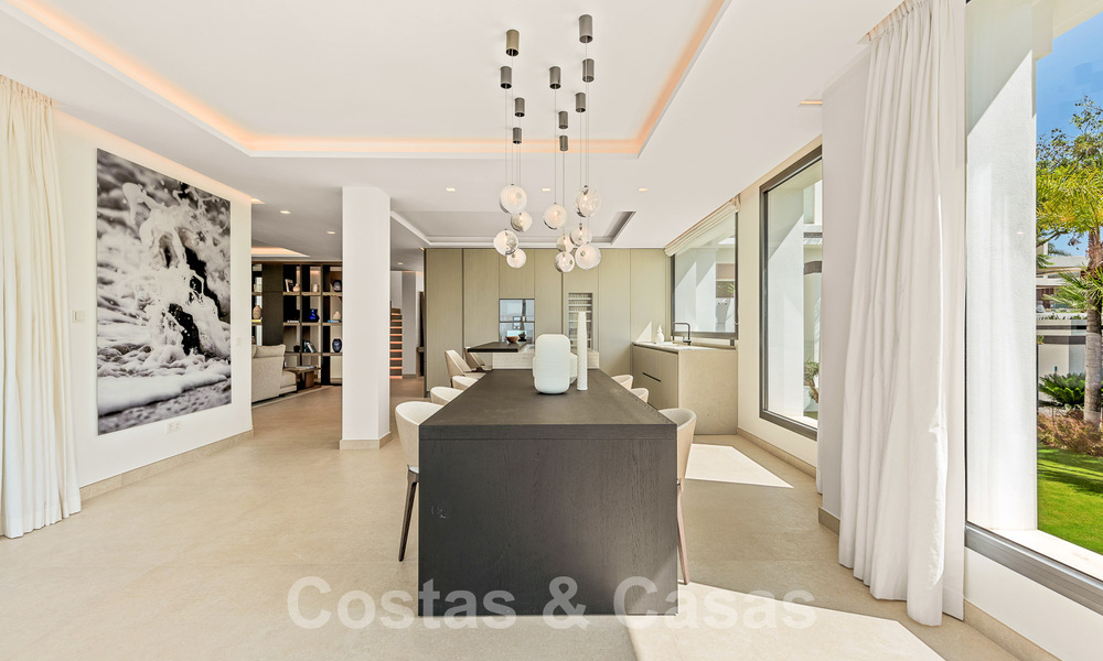 Villa neuve, moderniste et design à vendre avec vue sur le terrain de golf dans un resort de golf, Marbella - Benahavis 55492