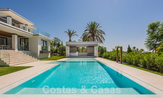 Villa neuve, moderniste et design à vendre avec vue sur le terrain de golf dans un resort de golf, Marbella - Benahavis 55509 