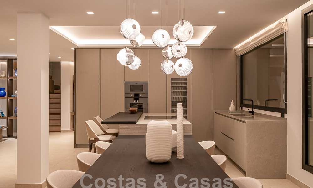 Villa neuve, moderniste et design à vendre avec vue sur le terrain de golf dans un resort de golf, Marbella - Benahavis 55513