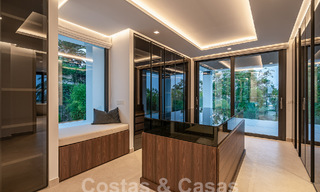 Villa neuve, moderniste et design à vendre avec vue sur le terrain de golf dans un resort de golf, Marbella - Benahavis 55514 