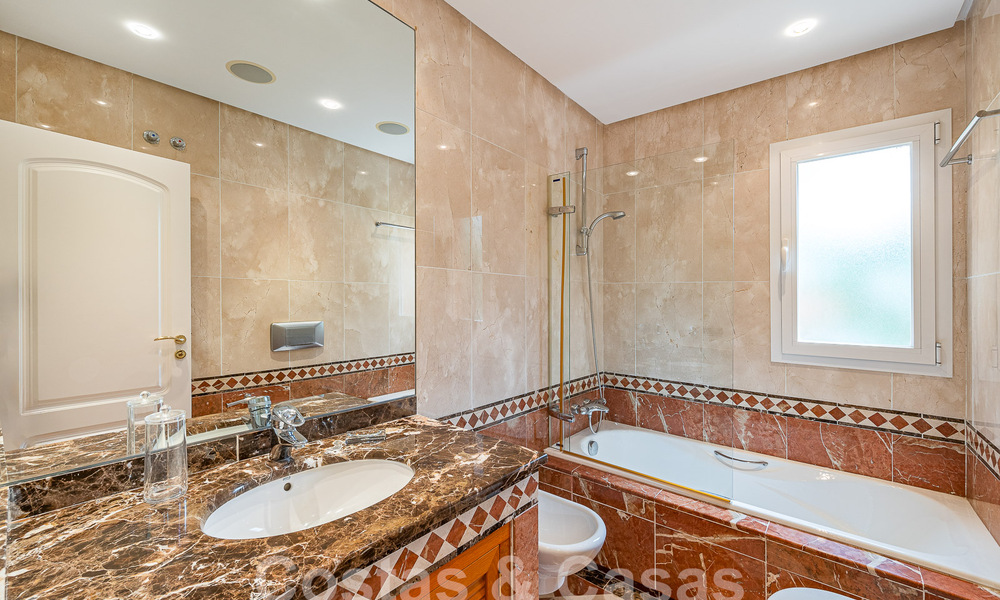 Appartement de luxe prêt à emménager dans le prestigieux complexe Sierra Blanca sur le Golden Mile de Marbella 54968
