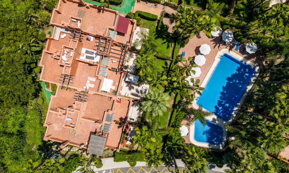 Charmante maison de ville à vendre à distance de marche de la plage, sur le Golden Mile de Marbella 58103