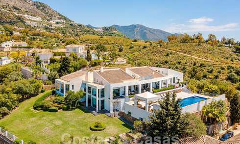Spacieuse villa de luxe à vendre avec vue panoramique sur la mer sur un grand terrain à Mijas, Costa del Sol 55580