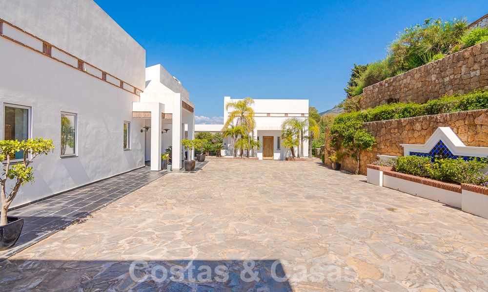 Spacieuse villa de luxe à vendre avec vue panoramique sur la mer sur un grand terrain à Mijas, Costa del Sol 55581