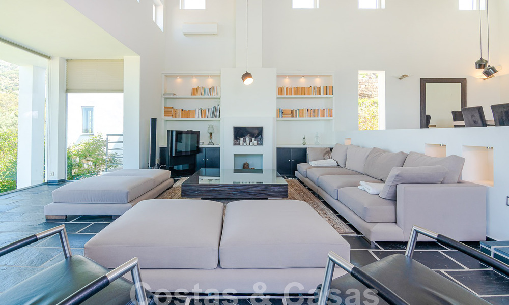 Spacieuse villa de luxe à vendre avec vue panoramique sur la mer sur un grand terrain à Mijas, Costa del Sol 55592