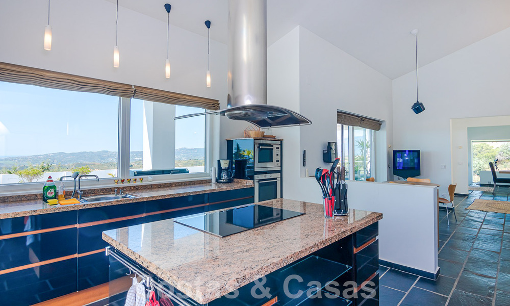 Spacieuse villa de luxe à vendre avec vue panoramique sur la mer sur un grand terrain à Mijas, Costa del Sol 55595