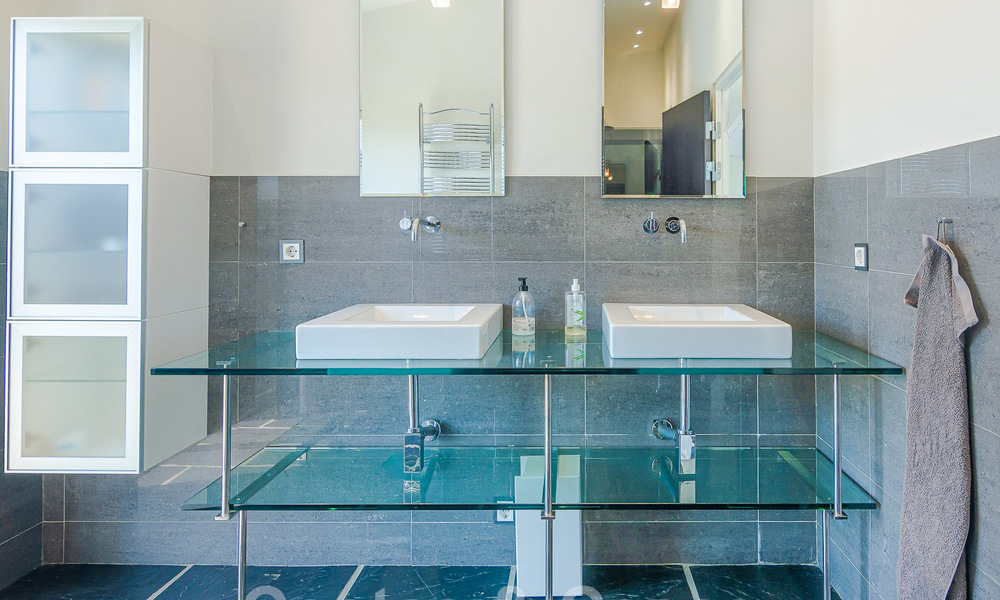 Spacieuse villa de luxe à vendre avec vue panoramique sur la mer sur un grand terrain à Mijas, Costa del Sol 55602