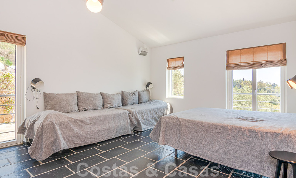 Spacieuse villa de luxe à vendre avec vue panoramique sur la mer sur un grand terrain à Mijas, Costa del Sol 55605