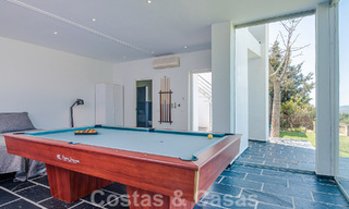 Spacieuse villa de luxe à vendre avec vue panoramique sur la mer sur un grand terrain à Mijas, Costa del Sol 55608 