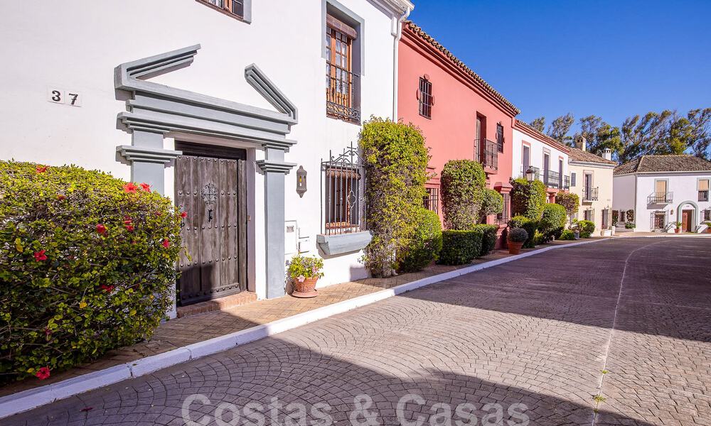 Belle maison pittoresque au charme andalou à vendre à deux pas de la plage à Guadalmina Baja, Marbella 55385
