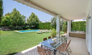 Luxueuse villa méditerranéenne de plain-pied à vendre dans un quartier résidentiel isolé du Golden Mile, Marbella 55743 