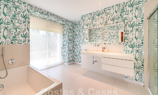 Luxueuse villa méditerranéenne de plain-pied à vendre dans un quartier résidentiel isolé du Golden Mile, Marbella 55757 