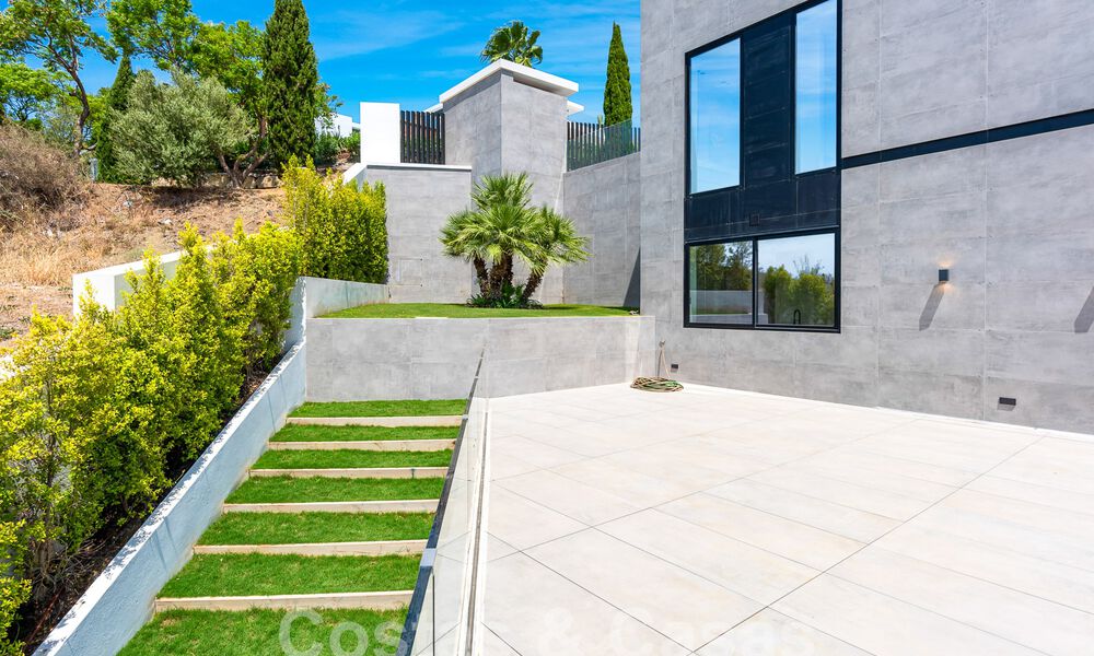 Nouvelle villa design et moderne à vendre avec vue imprenable sur la mer dans un complexe de golf cinq étoiles à Marbella - Benahavis 55829