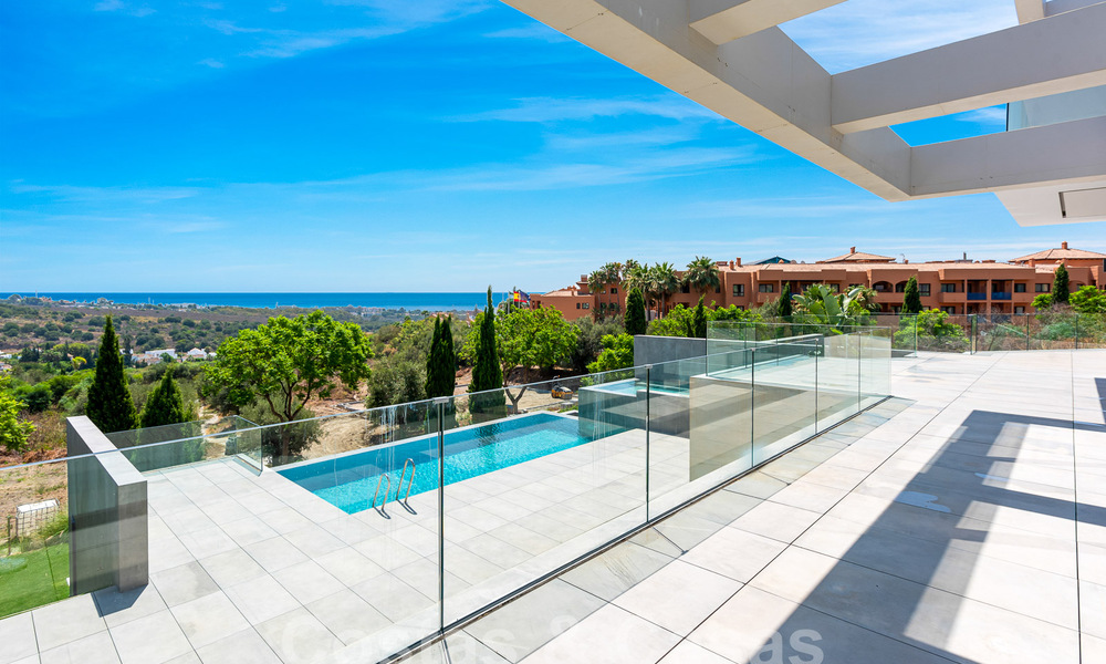 Nouvelle villa design et moderne à vendre avec vue imprenable sur la mer dans un complexe de golf cinq étoiles à Marbella - Benahavis 55831