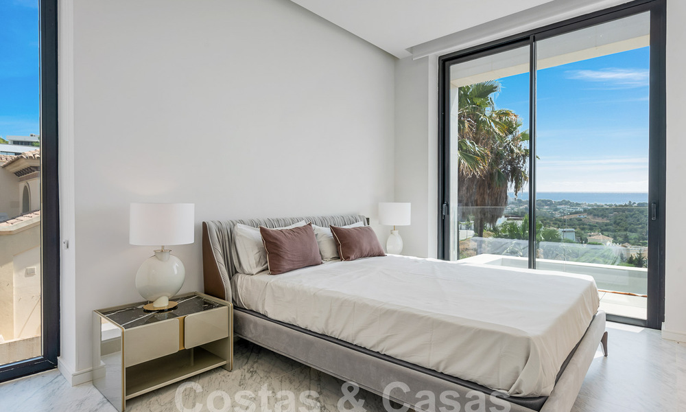 Nouvelle villa design et moderne à vendre avec vue imprenable sur la mer dans un complexe de golf cinq étoiles à Marbella - Benahavis 55844